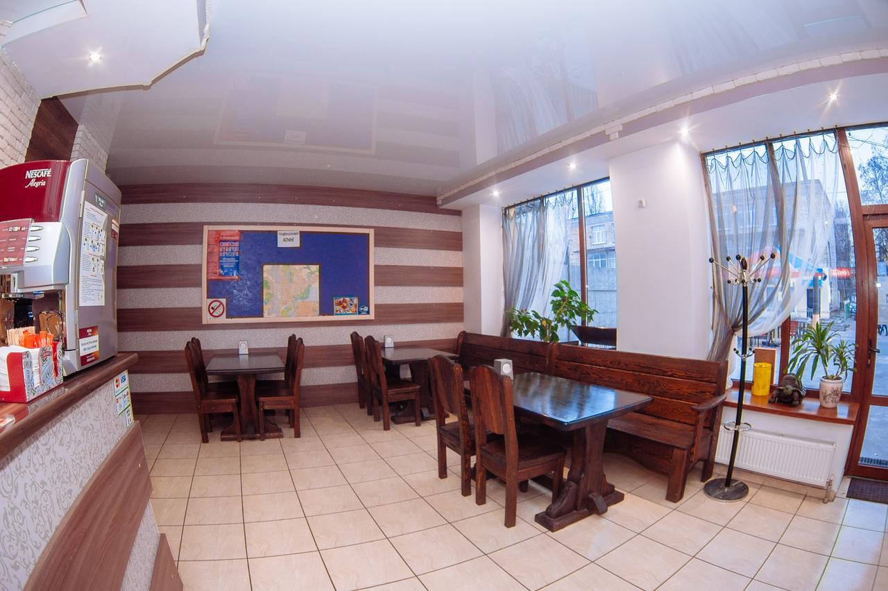 Leo Hostel Chernihiv Luaran gambar