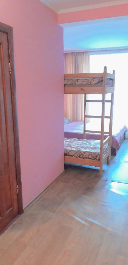 Leo Hostel Chernihiv Luaran gambar