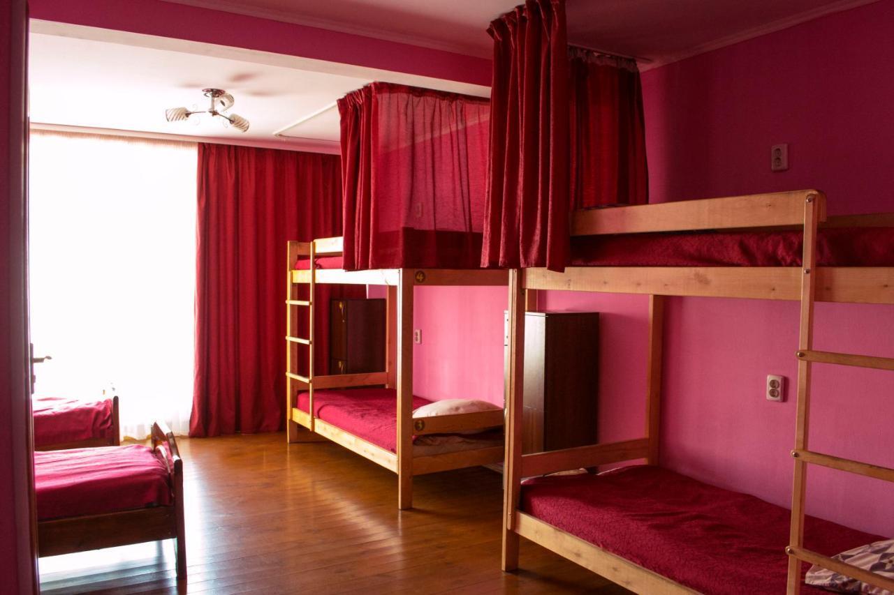 Leo Hostel Chernihiv Luaran gambar